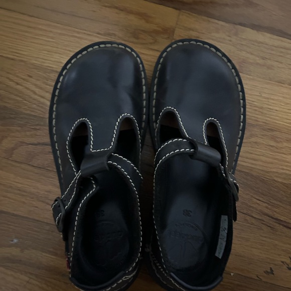 Duck feet shoes! - Picture 4 of 9